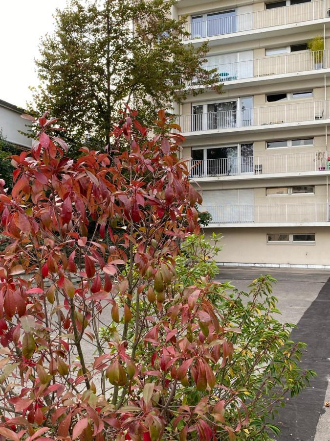 Centre Reims Cathedrale Avec Balcon Exterior foto